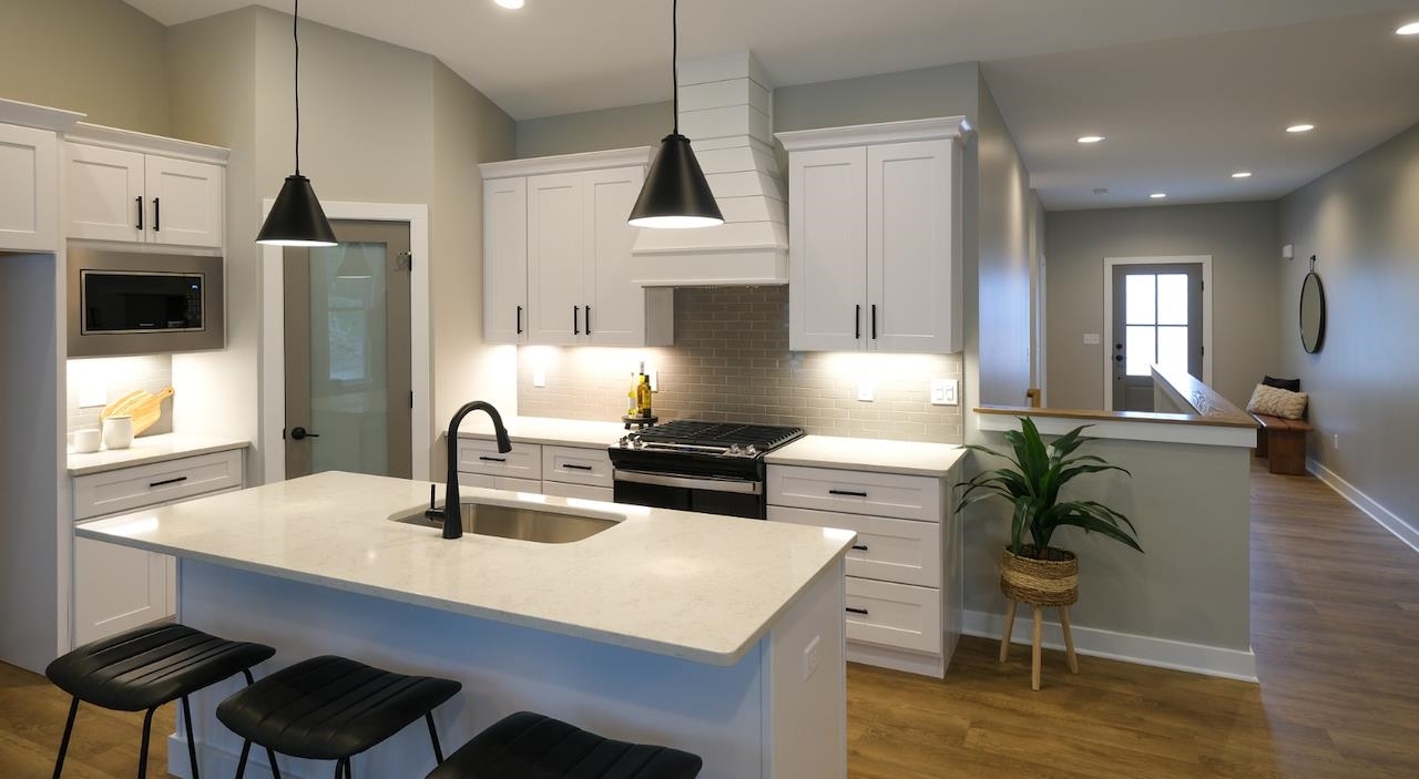 Property Photo:  4206 Pebble Creek Drive  MI 48642 