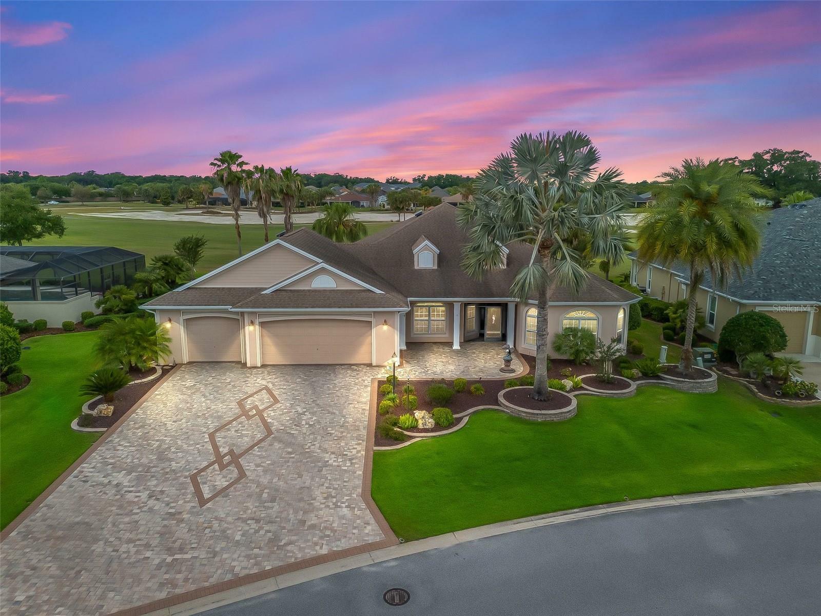 Property Photo:  2954 Cedar Grove Loop  FL 32163 