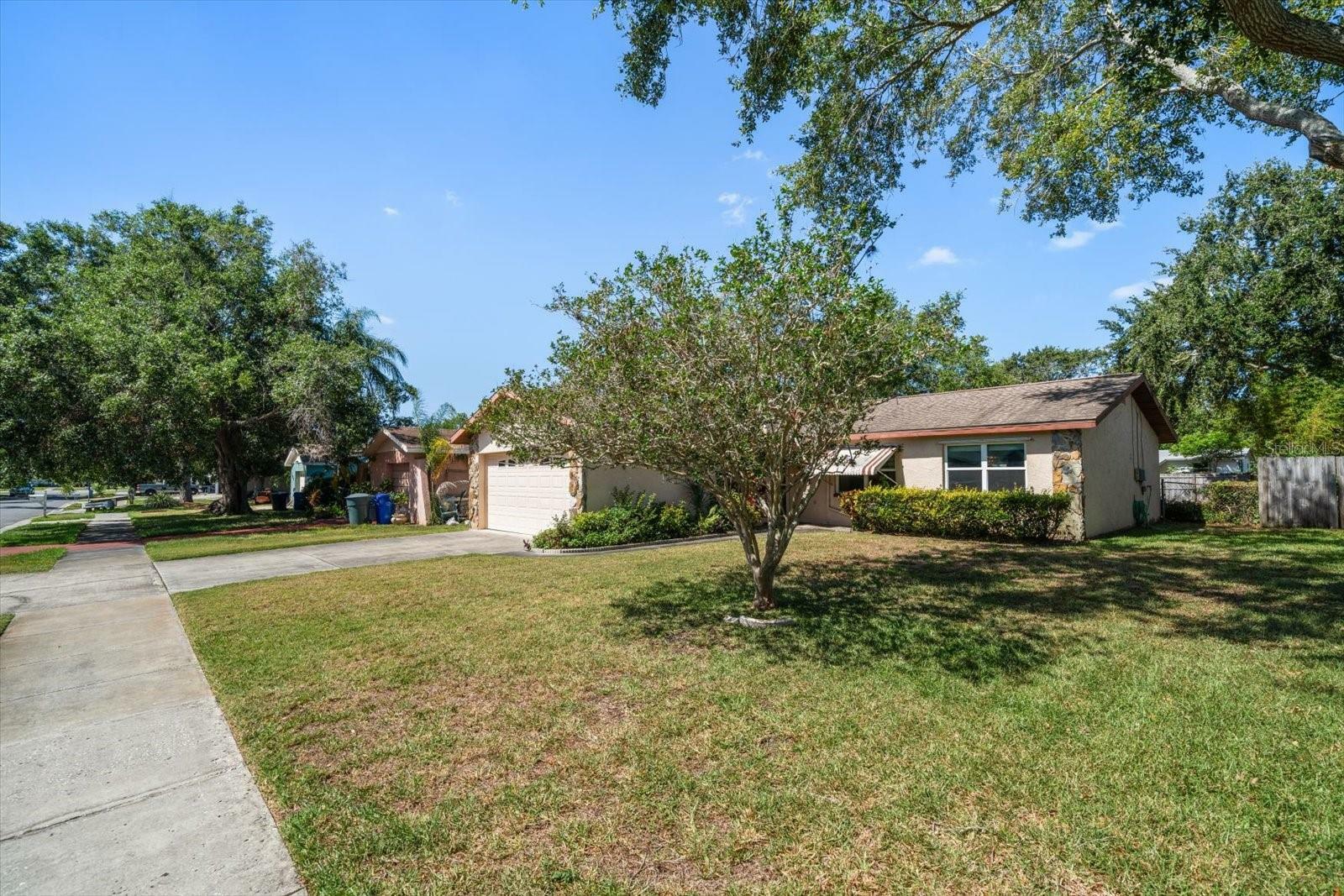 Property Photo: 1632 St Catherine Drive E FL 34698