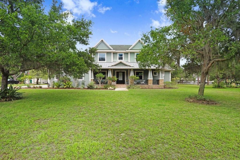 Property Photo: 18929 Crescent Road FL 33556