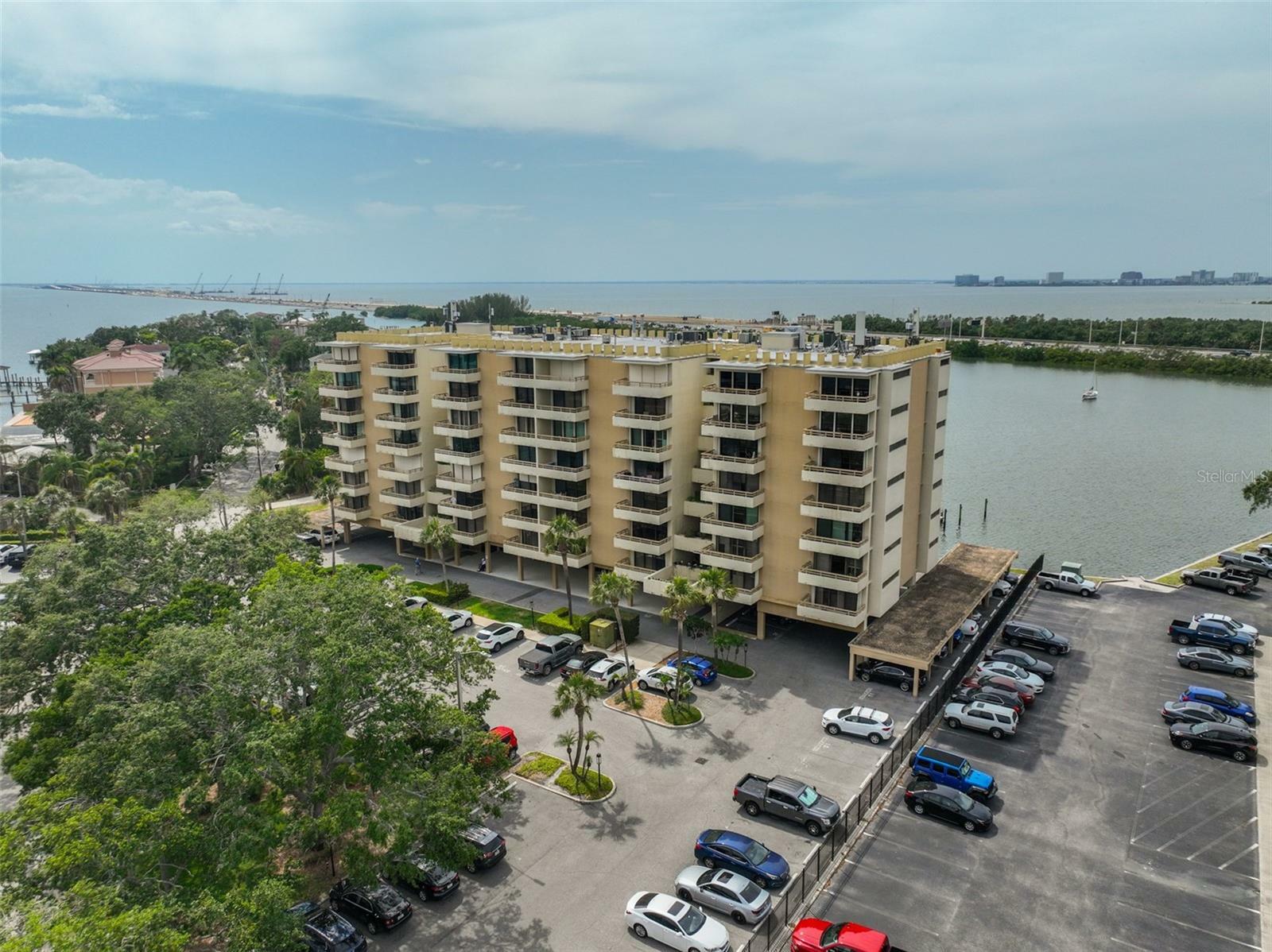 Property Photo: 5701 Mariner Street 701 FL 33609