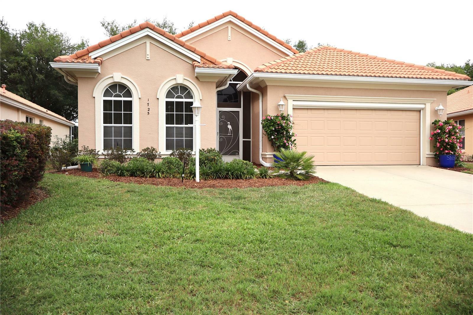 Property Photo: 1725 N Shadowview Path FL 34442
