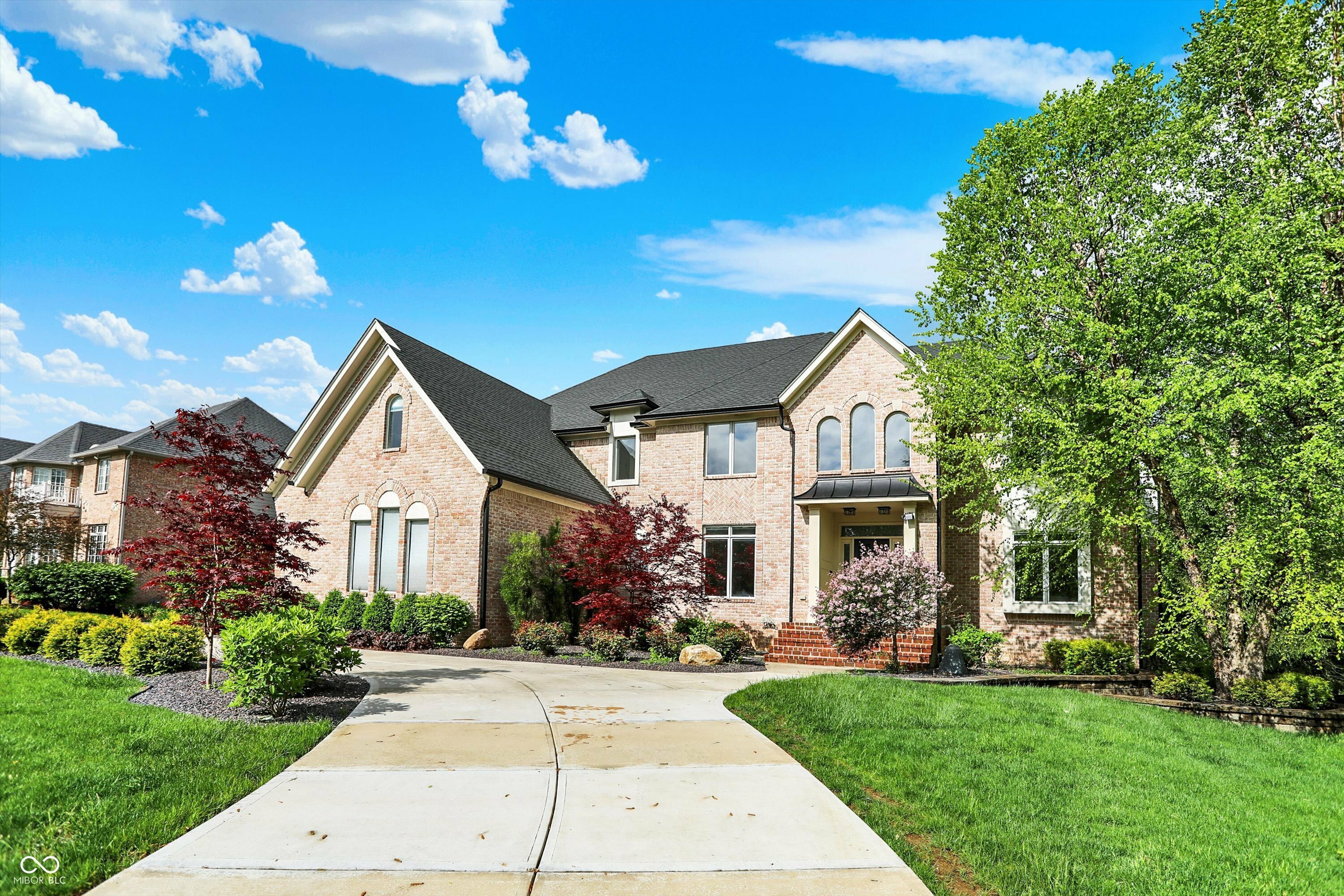 Property Photo: 13934 Salsbury Creek Drive IN 46032