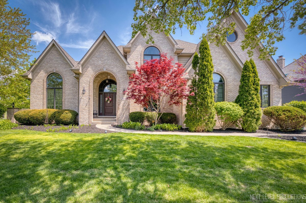 2401 Legacy Drive  Aurora IL 60502 photo