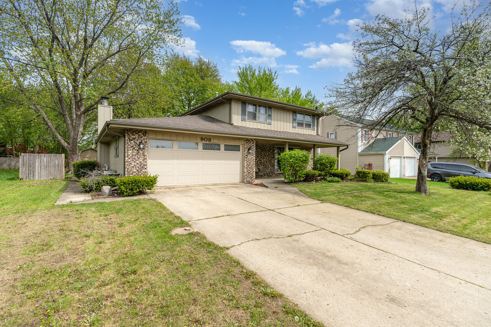 Property Photo: 908 Caprice Drive IL 60404