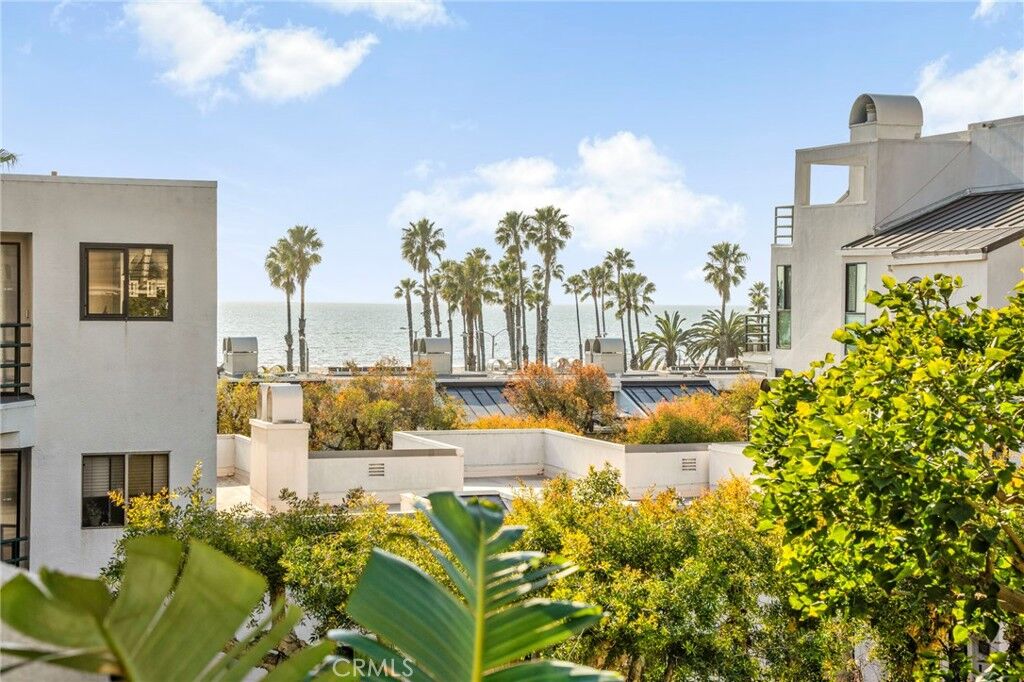 Property Photo:  2930 Neilson Way 407  CA 90405 