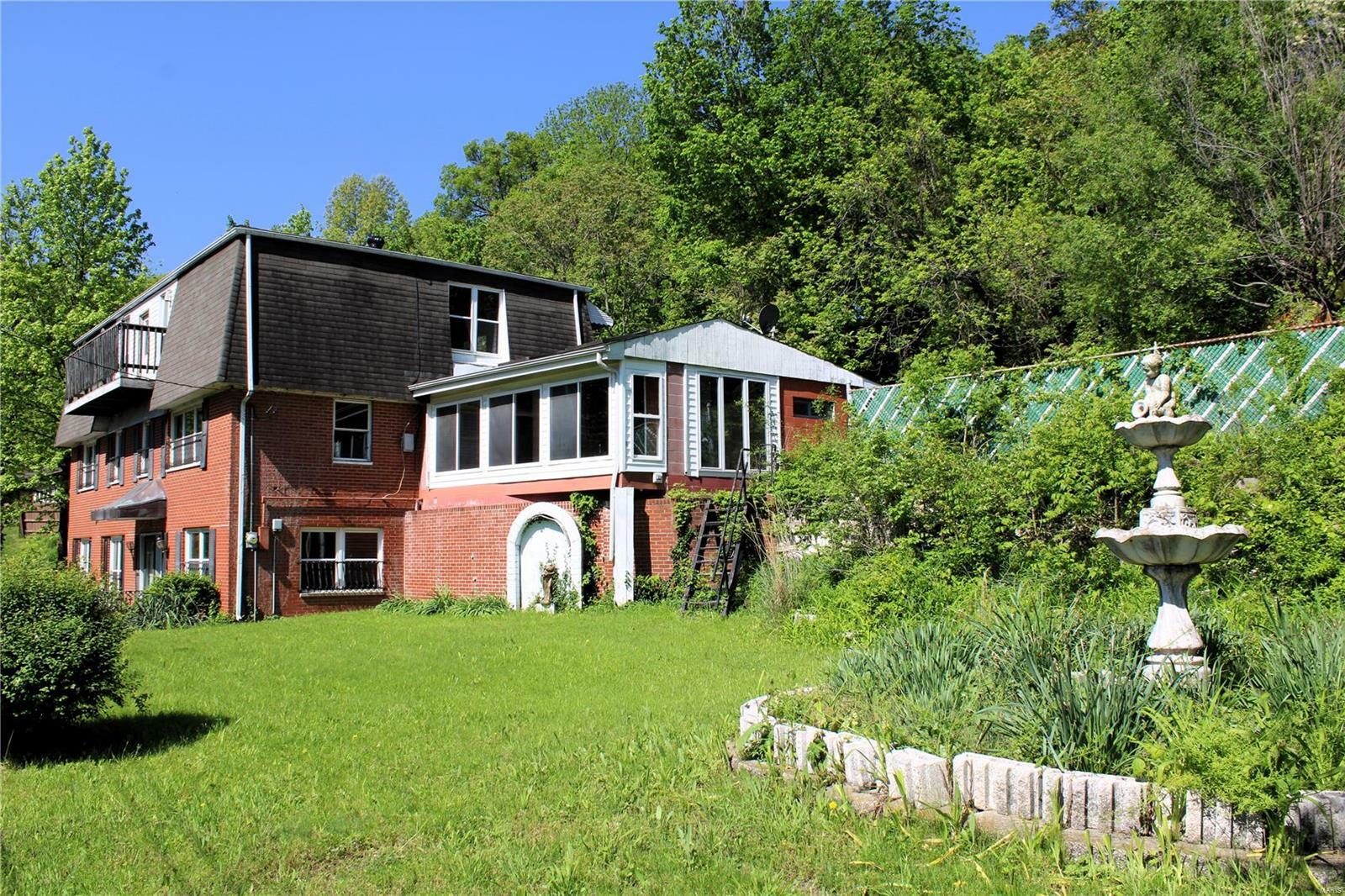 Property Photo: 36 Maurice Circle Drive IL 62203