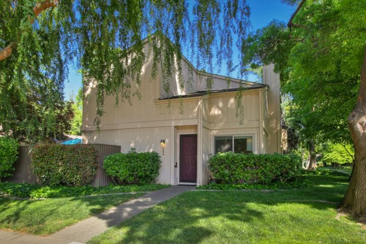 244 Hartnell Place  Sacramento CA 95825 photo