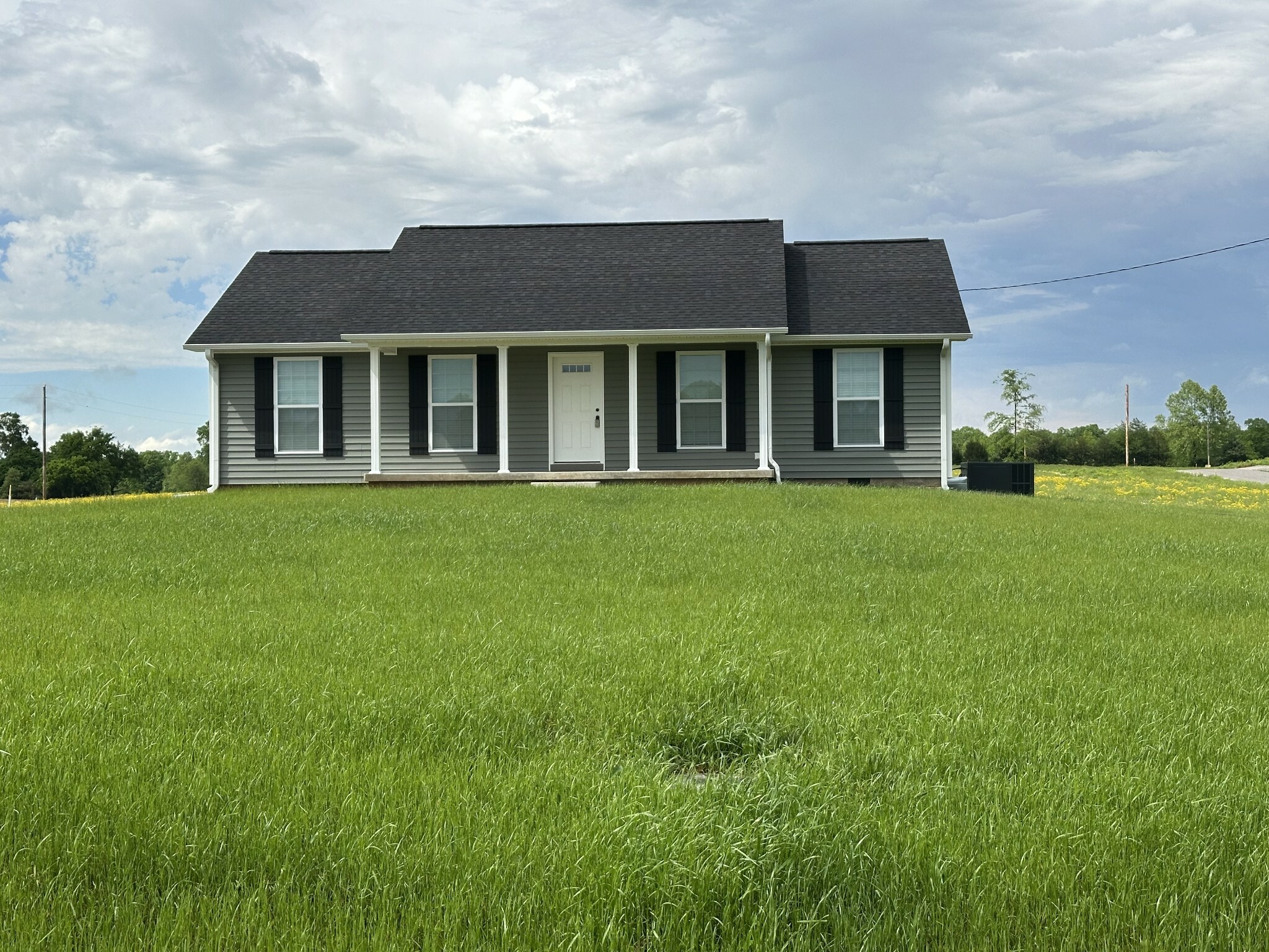 Property Photo: 24 Henkle Ln TN 38469