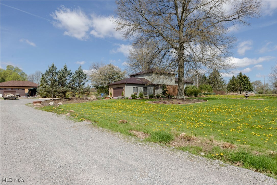 Property Photo: 11158 Detwiler Road OH 44408