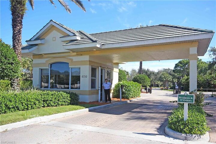 Property Photo:  6545 Chestnut Cir  FL 34109 