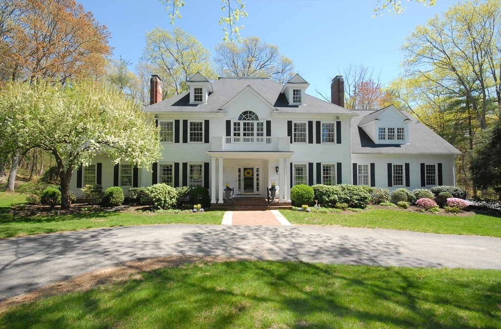 Property Photo: 1330 Monument St MA 01742