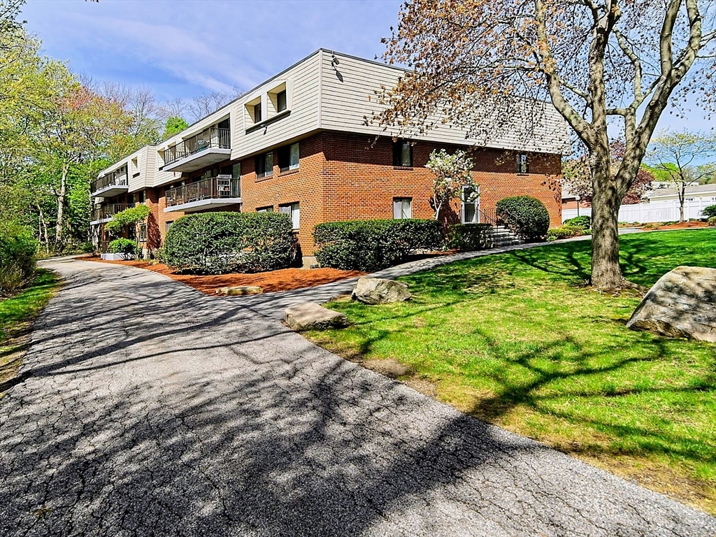 Property Photo: 573 Broad St 234 MA 02189