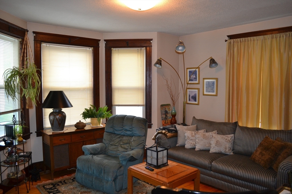 Property Photo: 38 Dartmouth St MA 01604