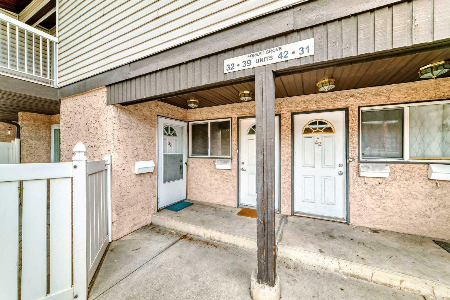 Property Photo: 3705 Fonda Way SE 32 AB T2A 6G9