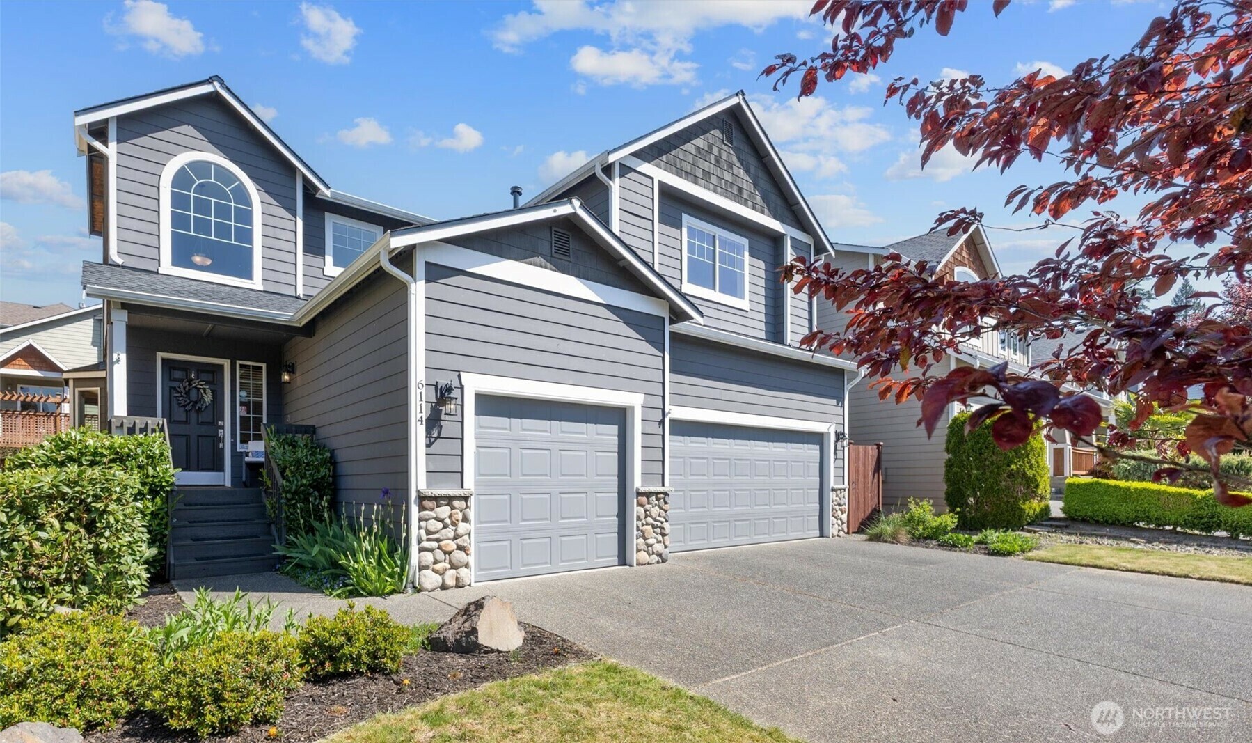 Property Photo: 6114 SE 2nd Lane WA 98059