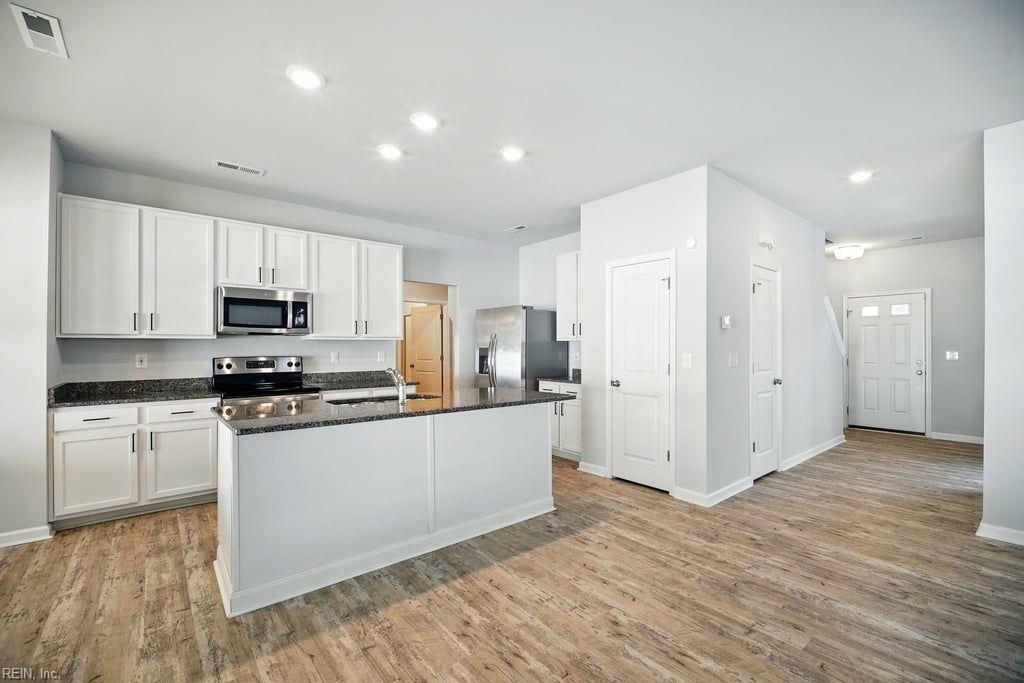 Property Photo: 125 American Way VA 23434