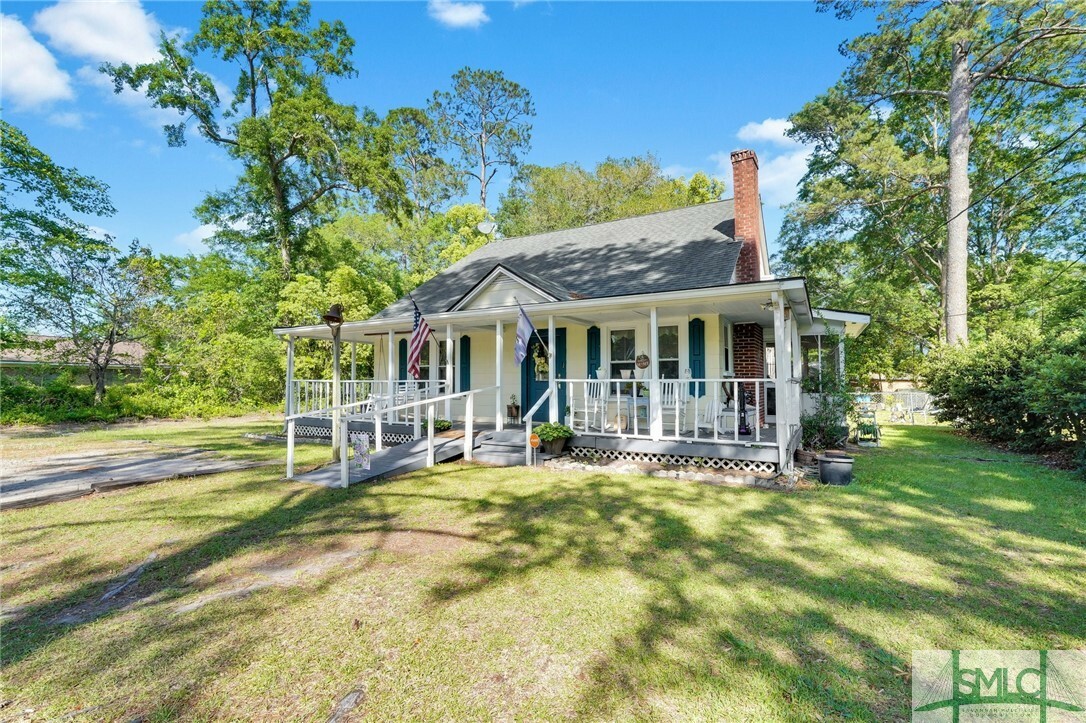 Property Photo: 614 S Main Street GA 31313