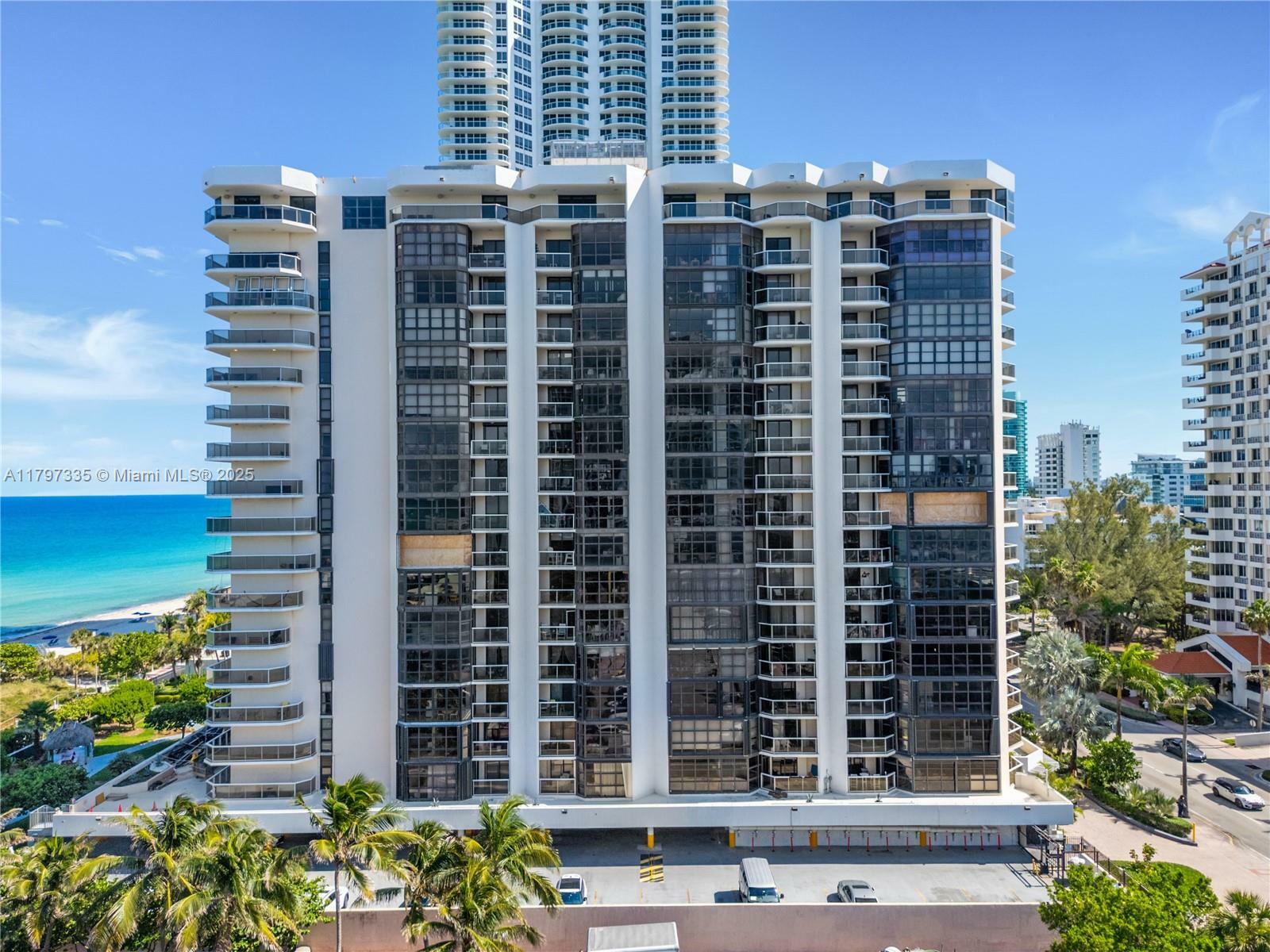 6423 Collins Ave 703  Miami Beach FL 33141 photo