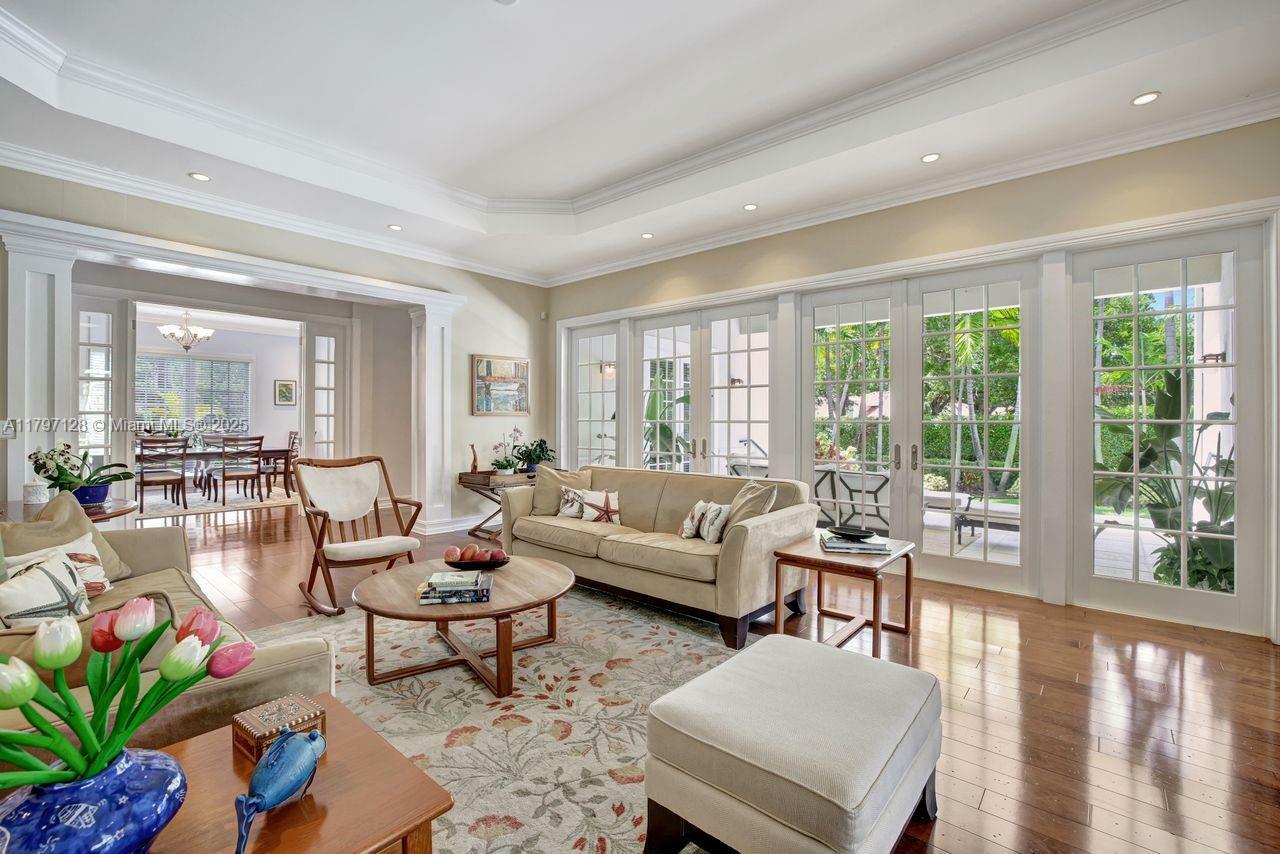 Property Photo: 797 Ridgewood Rd FL 33149