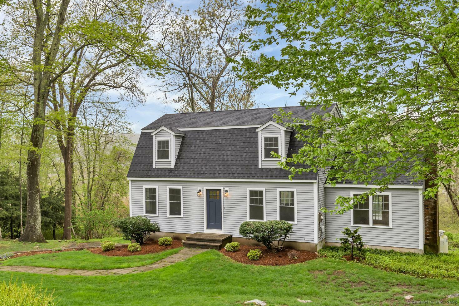 Property Photo:  7 Beaver Dam Trail  CT 06475 