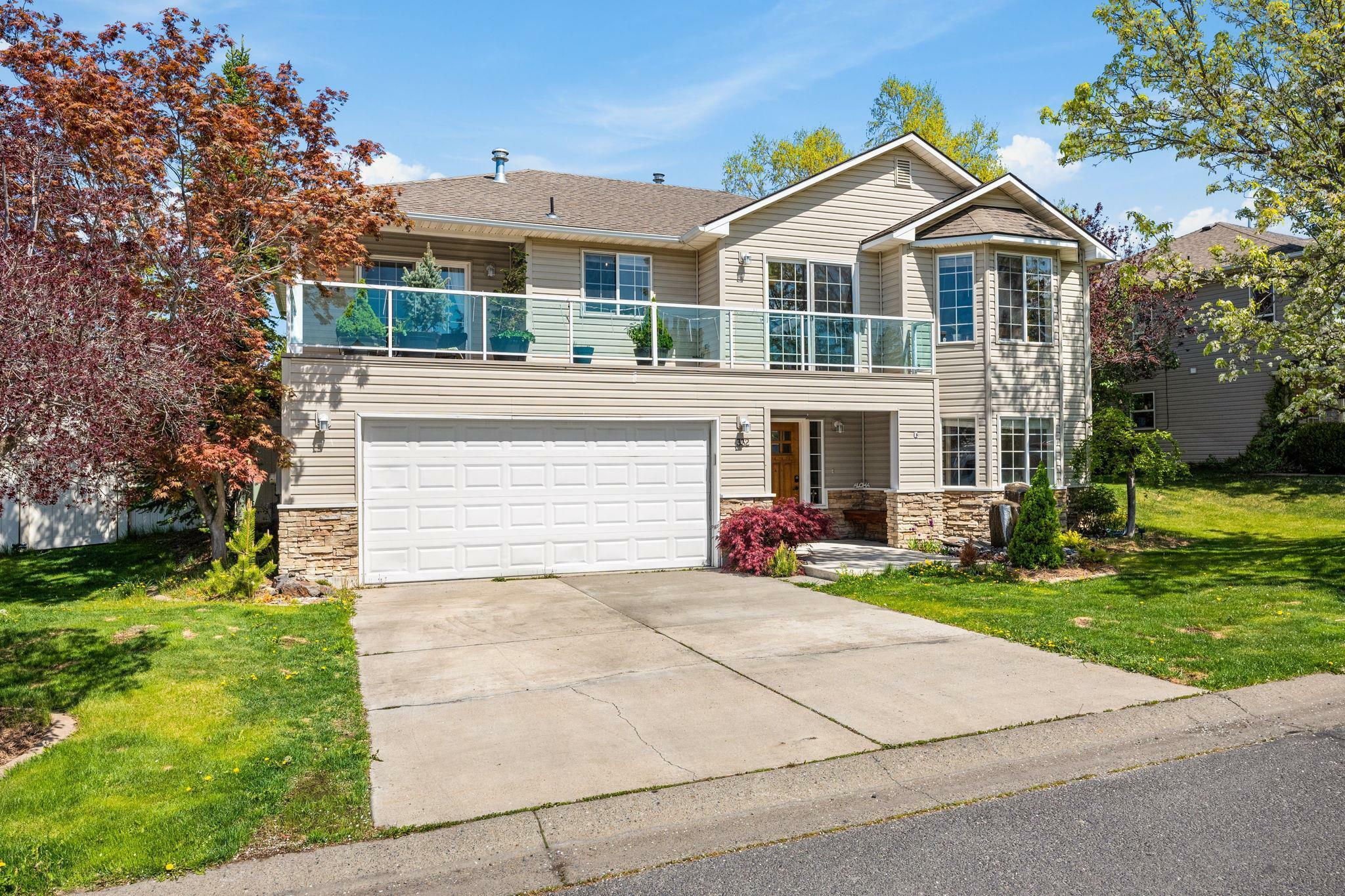 Property Photo: 332 S Shelley Lake Ln WA 99037
