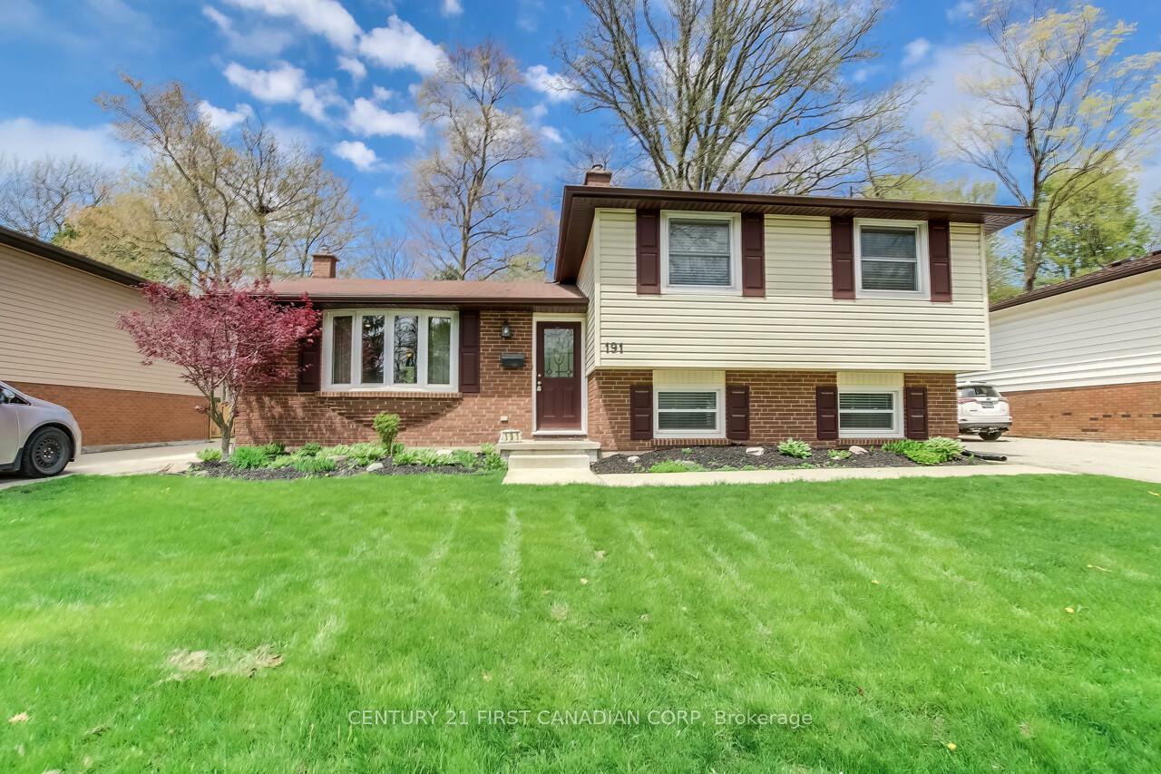 Photo de la propriété: 191 Estella Road ON N6J 2G9