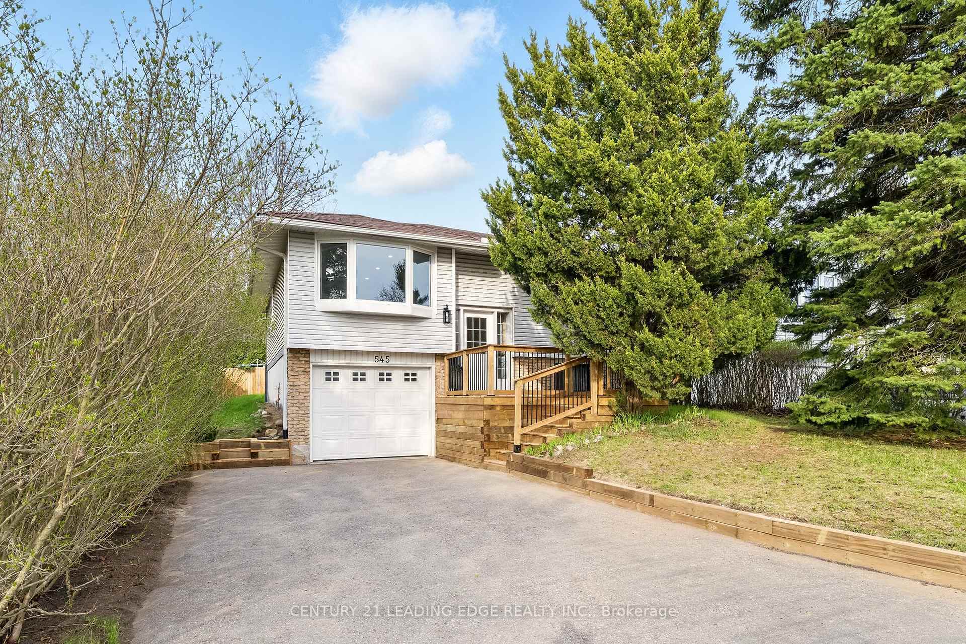 Property Photo: 545 Capilano Crescent ON L1H 7V1