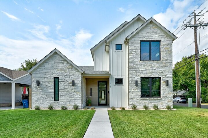 Property Photo: 1719 Piedmont Avenue TX 78757