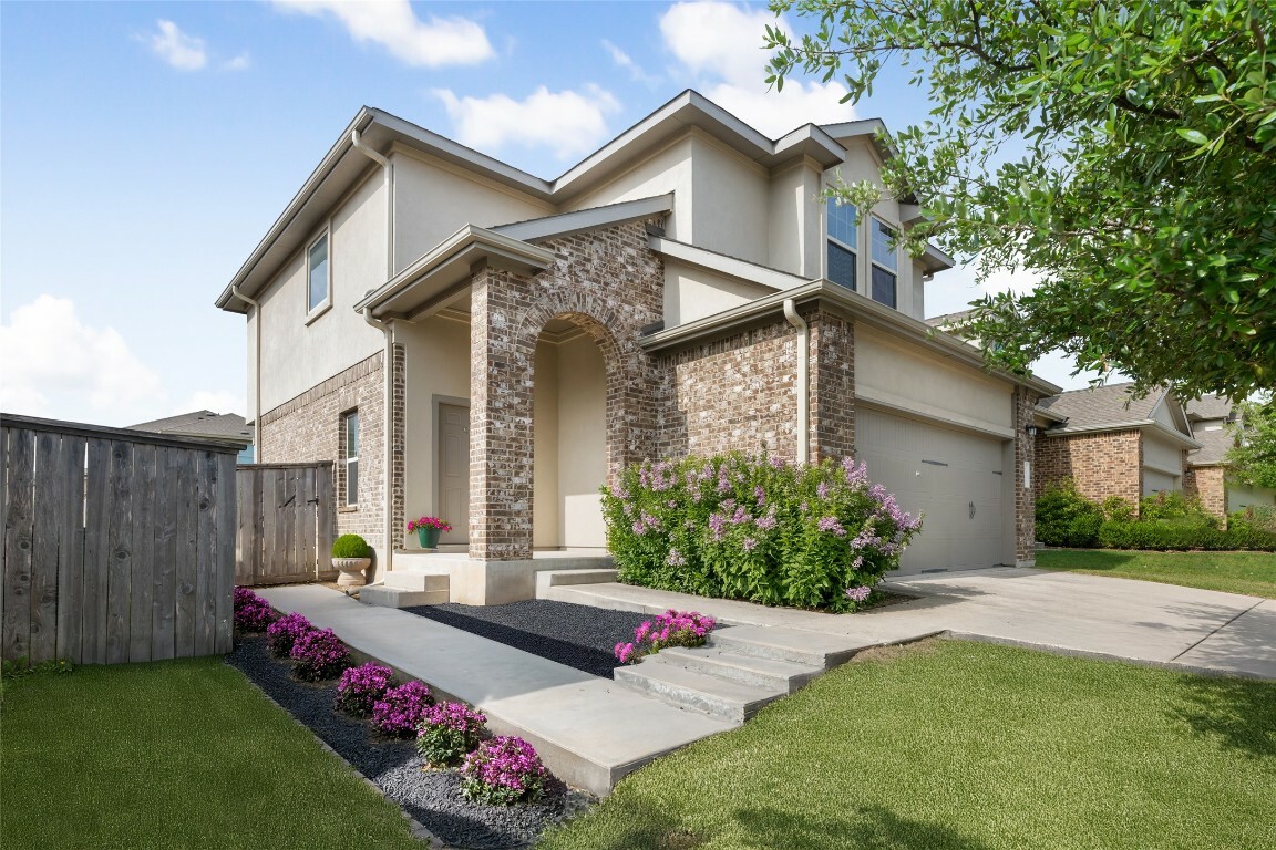Property Photo: 3548 Pauling Loop TX 78665