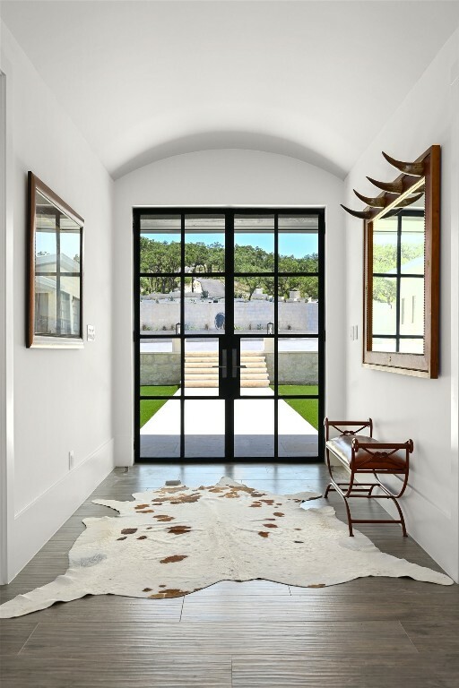 Property Photo: 1785 Backbone Ridge TX 78666