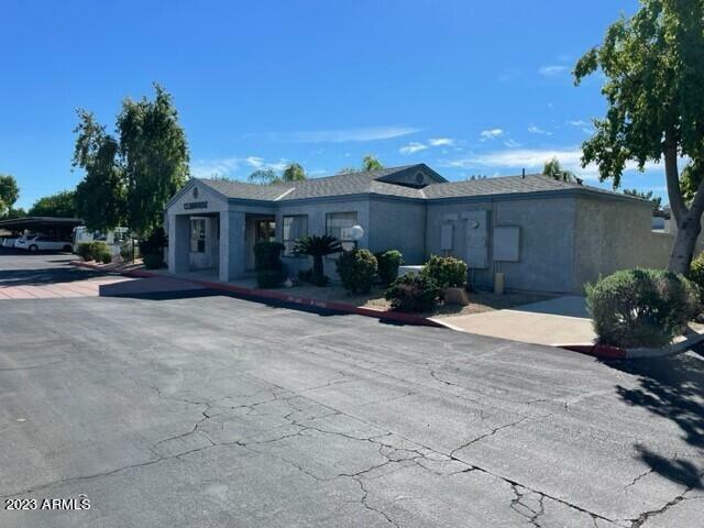 Property Photo: 1444 N Recker Road 167 AZ 85205