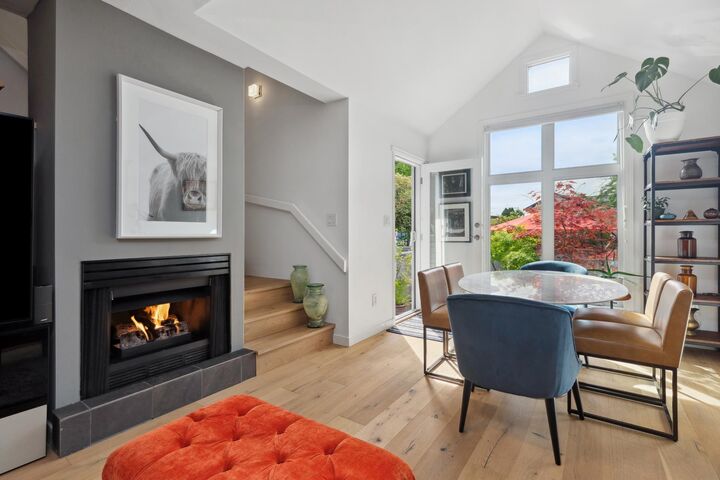 Property Photo: 1585 Bowser Avenue BC V7P 2Y4