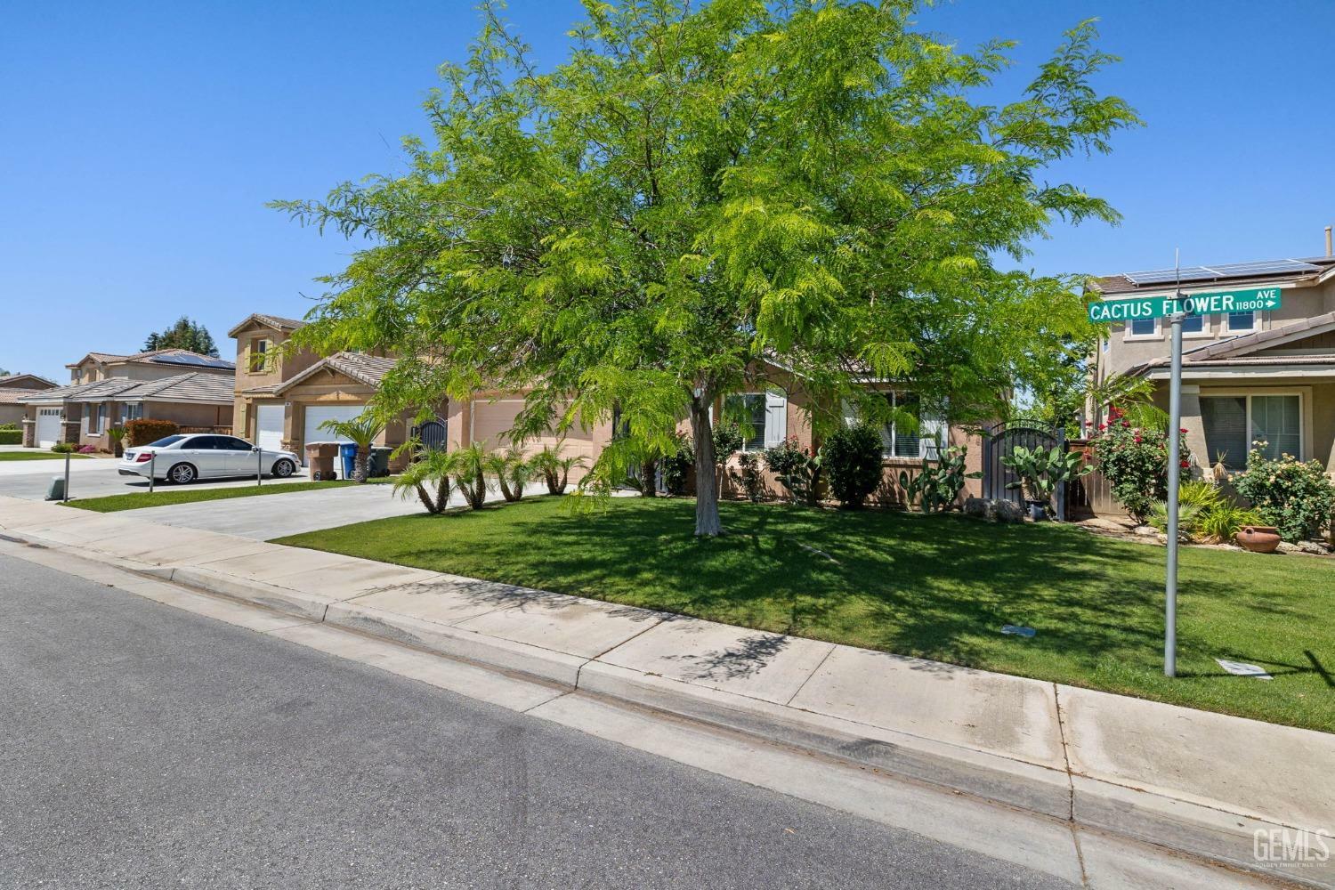 Property Photo: 11900 Cactus Flower Avenue CA 93311