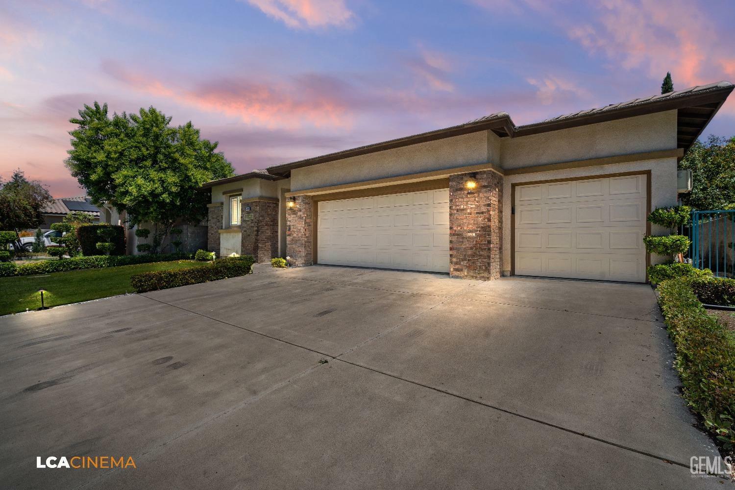 5208 Boulder Creek Place  Bakersfield CA 93312 photo
