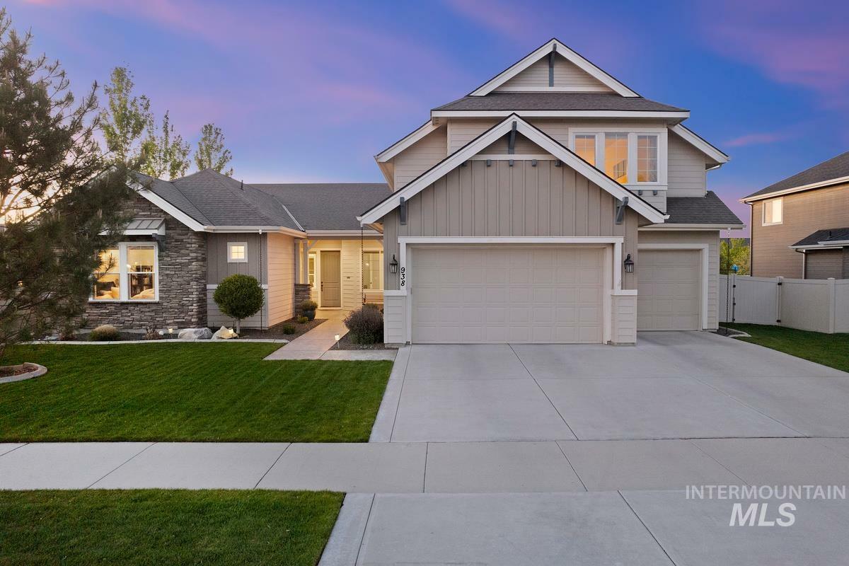 Property Photo: 938 W Bear Track Ct. ID 83642