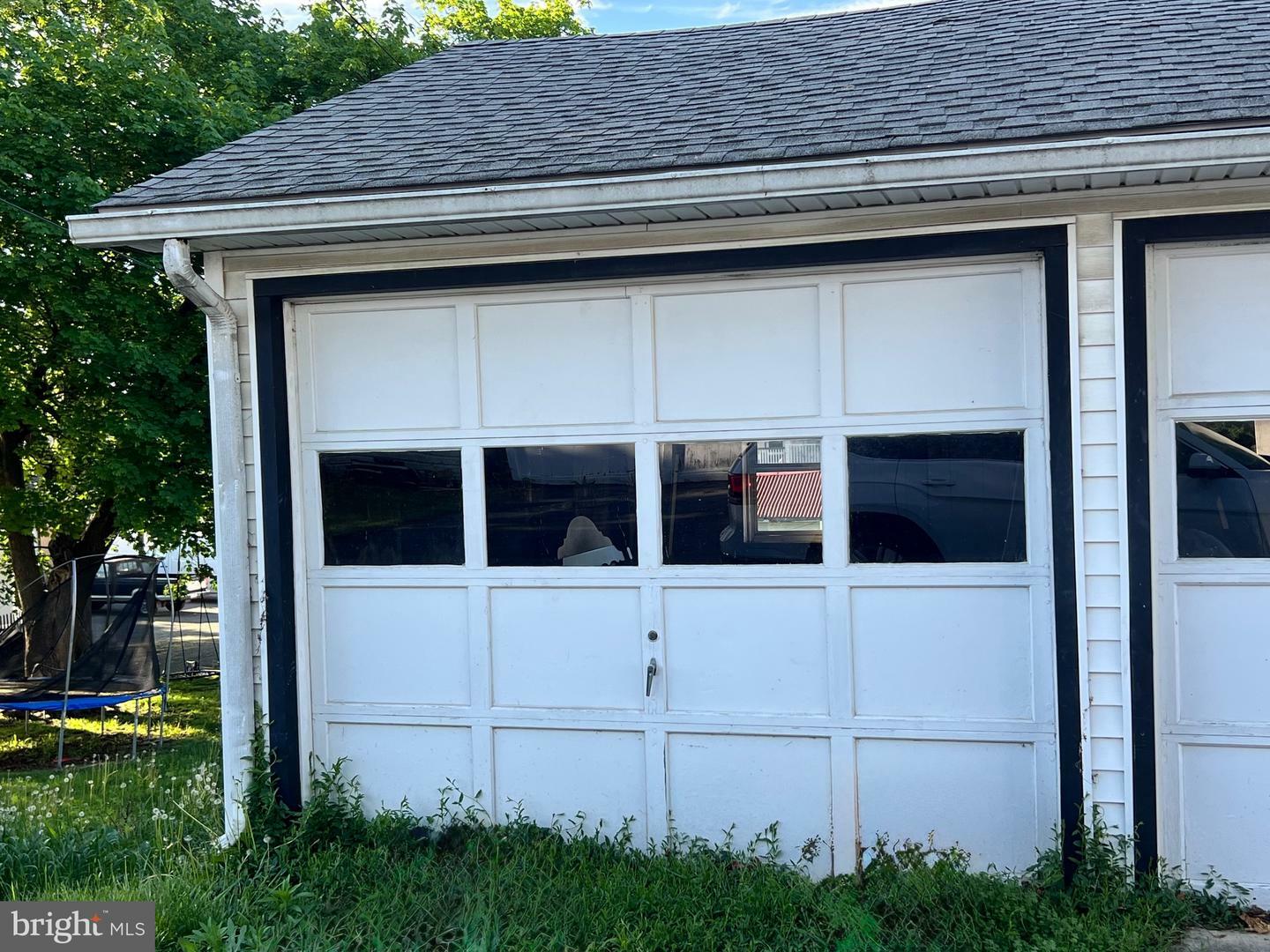 Property Photo: 320 W Church Street PA 17003