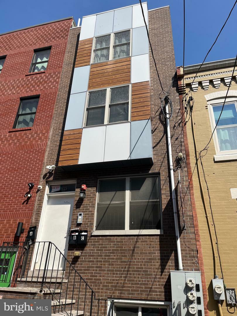 Property Photo: 1625 Fontain Street PA 19121
