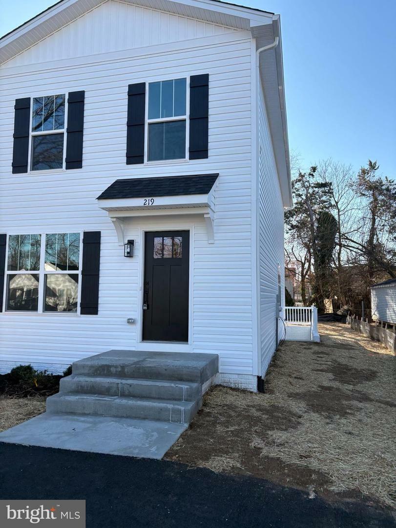 Property Photo: 417 Palmer Street VA 22401