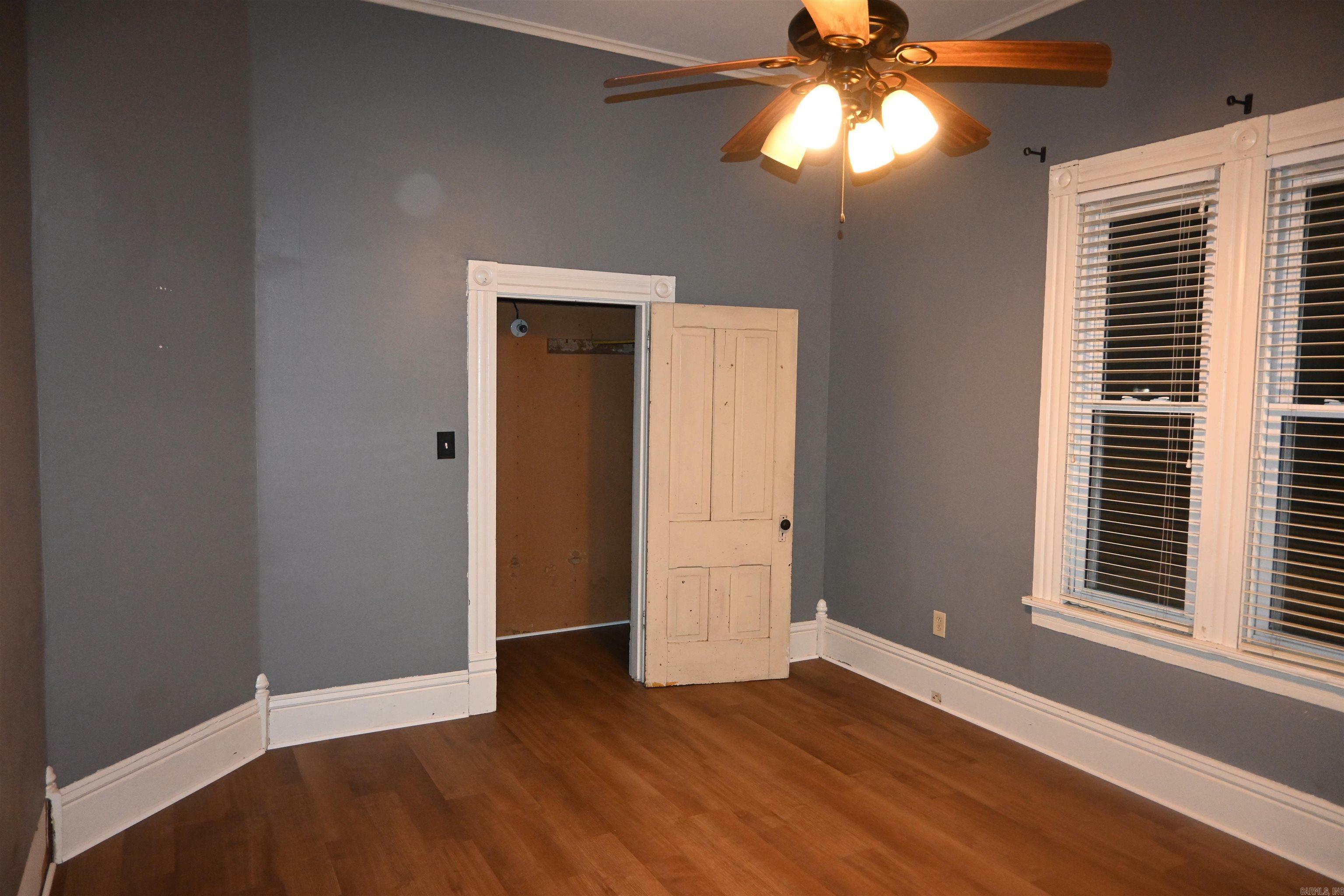 Property Photo: 1304 W 9th St AR 72114