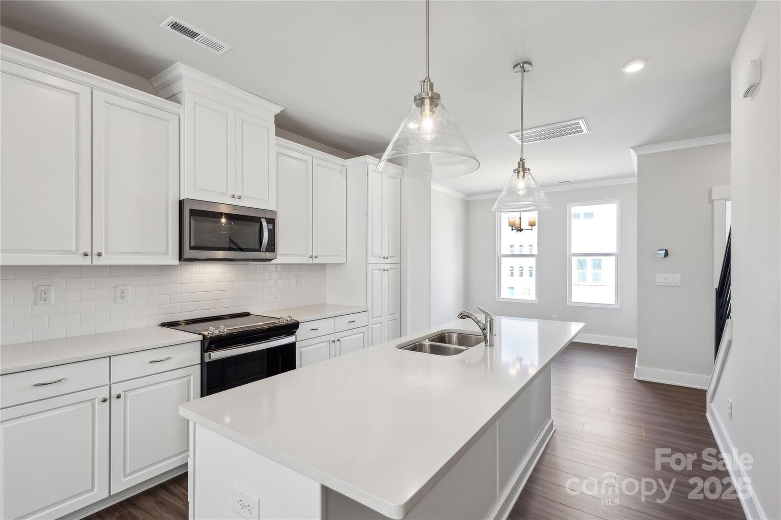 Property Photo:  2013 Clarksdale Drive 38  NC 28206 
