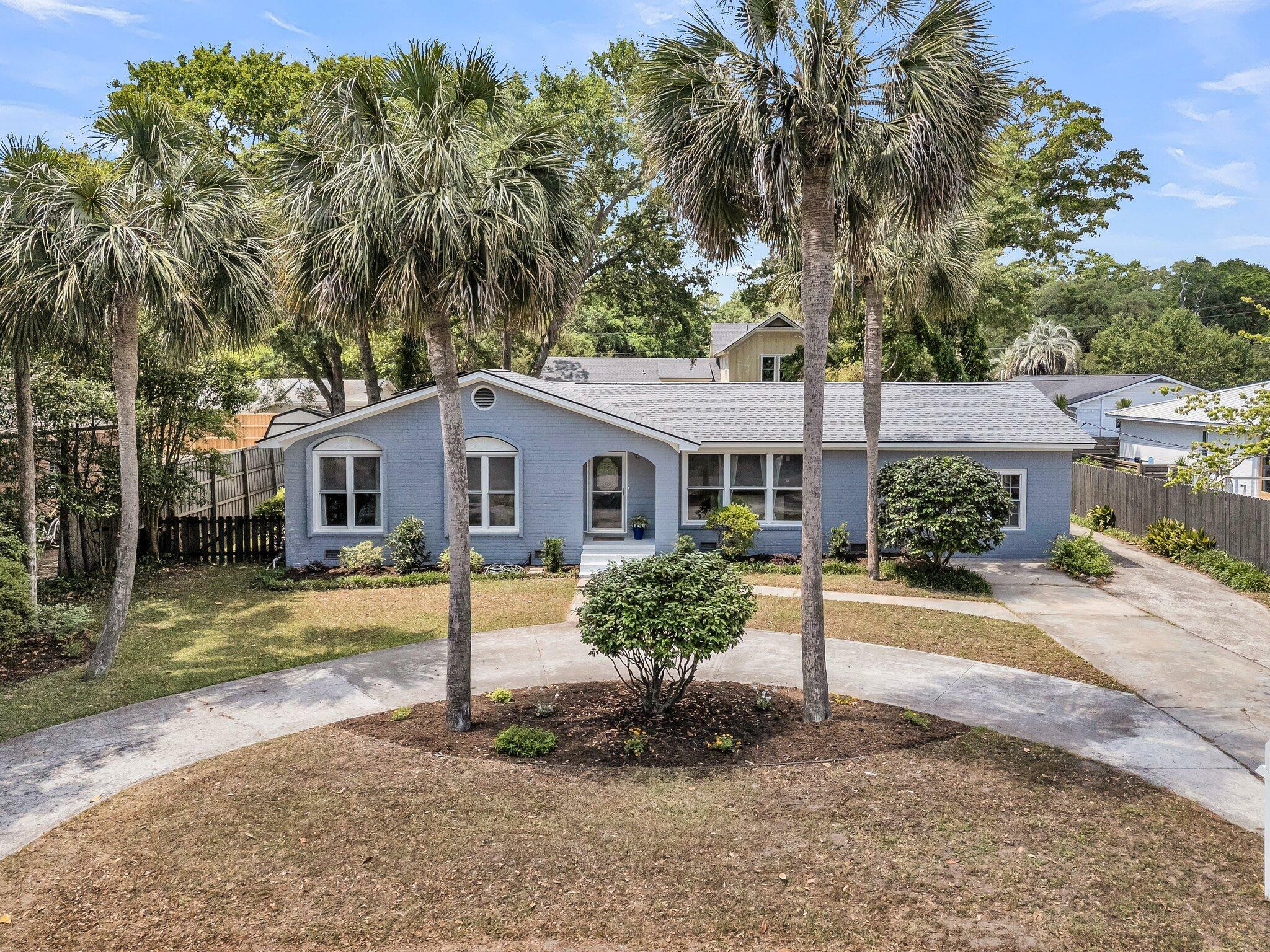 Property Photo: 1406 Glencoe Drive SC 29464