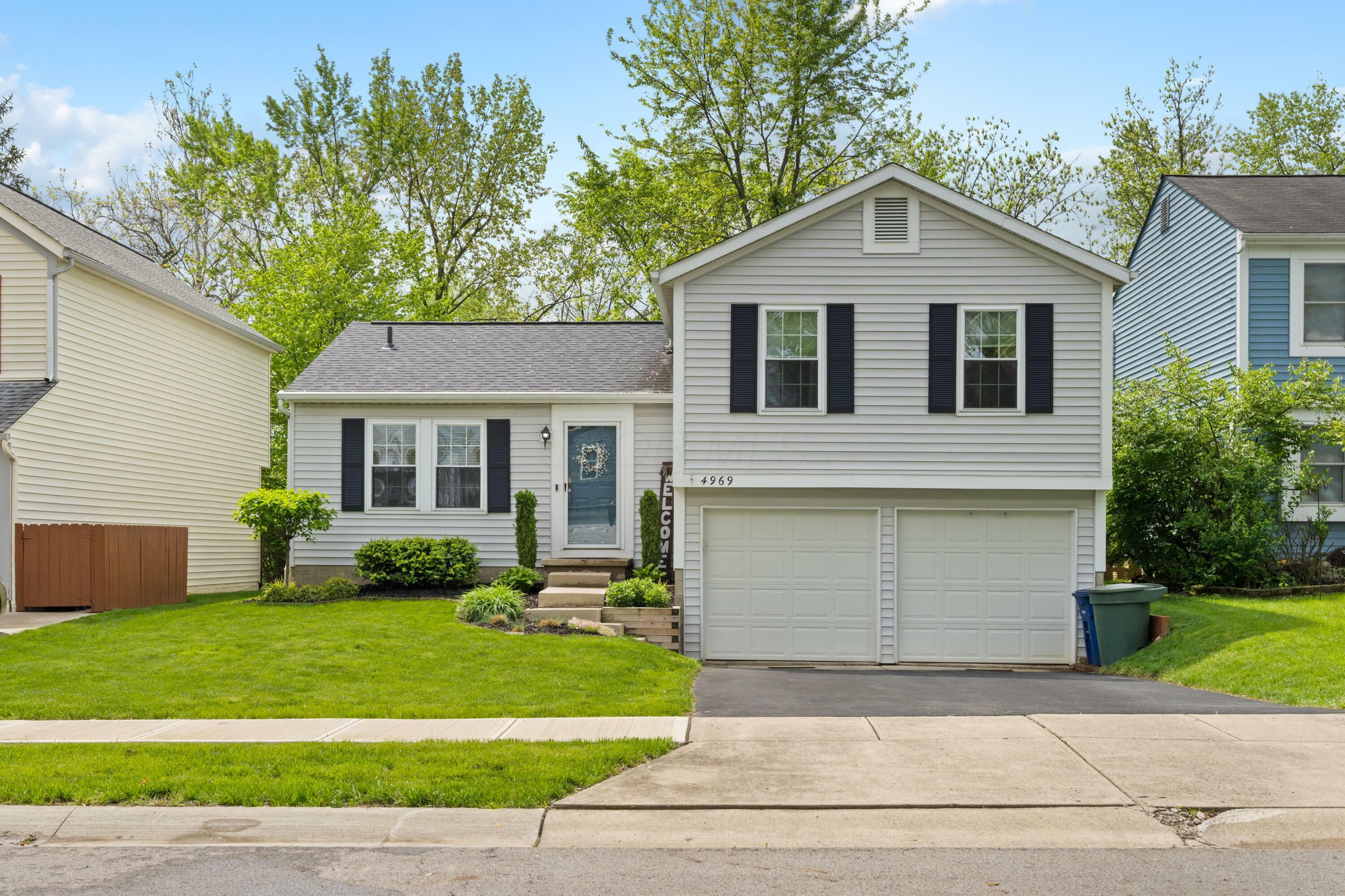 Property Photo: 4969 Hidden View Court OH 43026