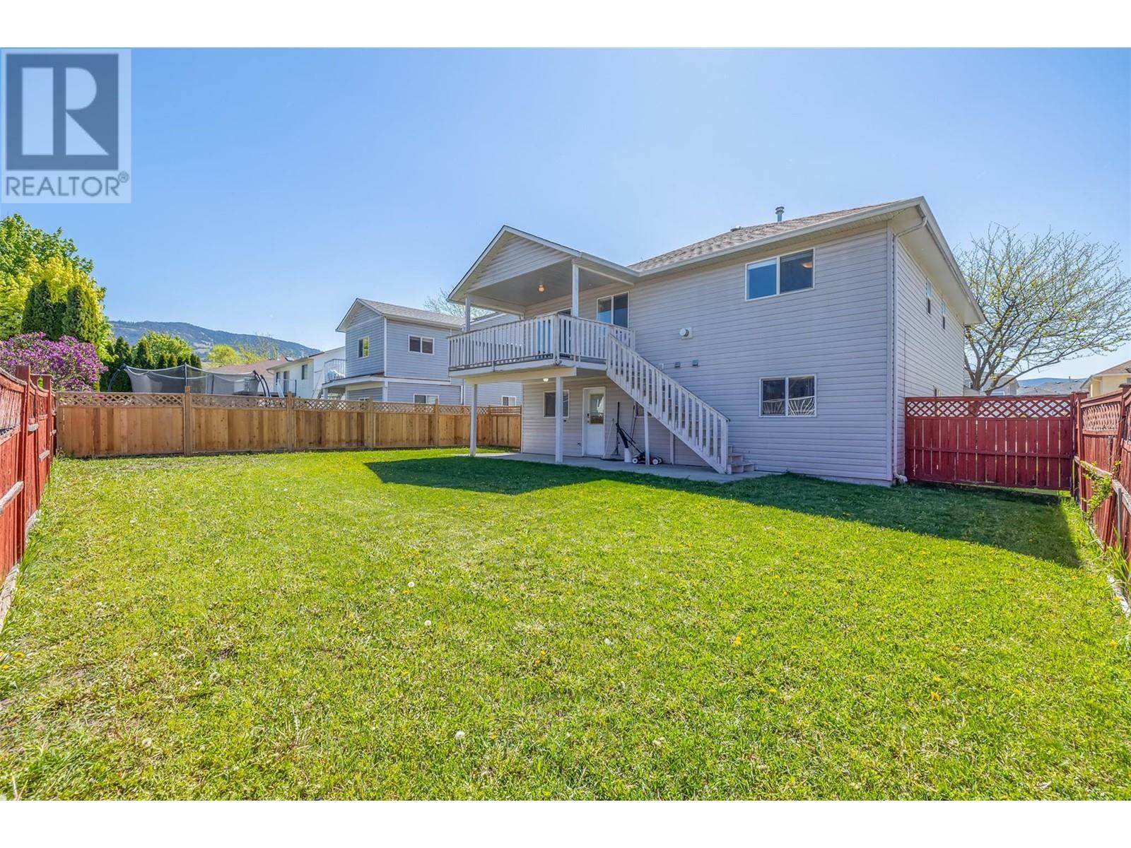 Property Photo: 412 McLennan Crescent BC V1X 7M9