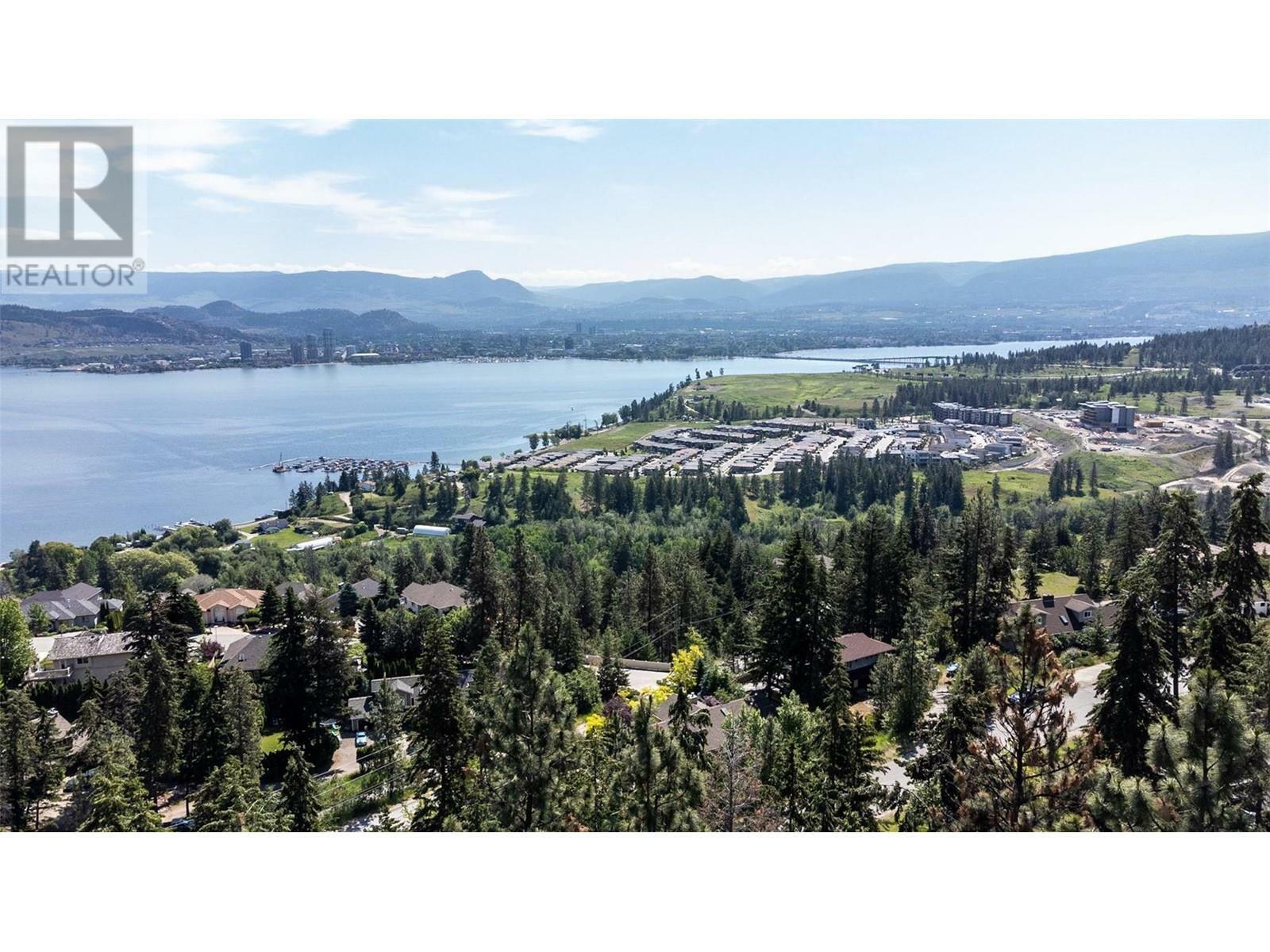Property Photo:  1525 Scott Crescent  BC V1Z 2X6 