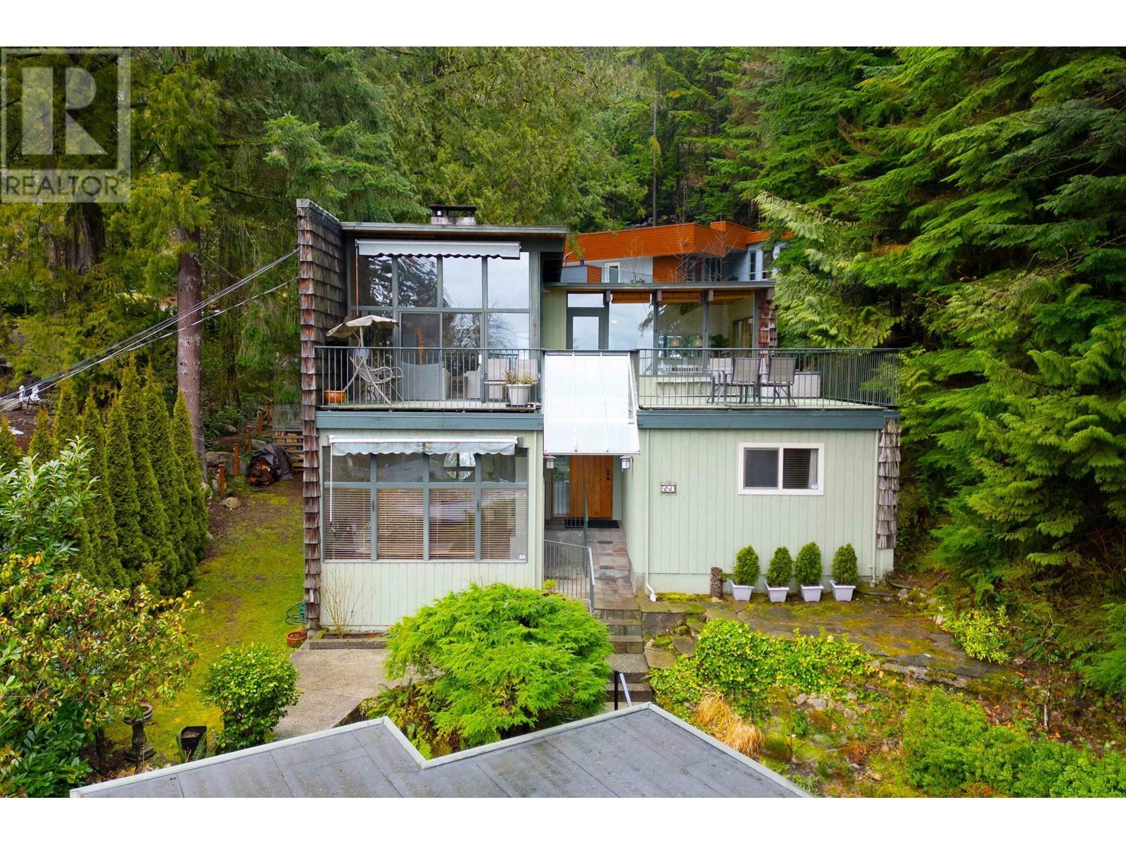 550 Ventura Crescent  North Vancouver BC V7N 3G9 photo