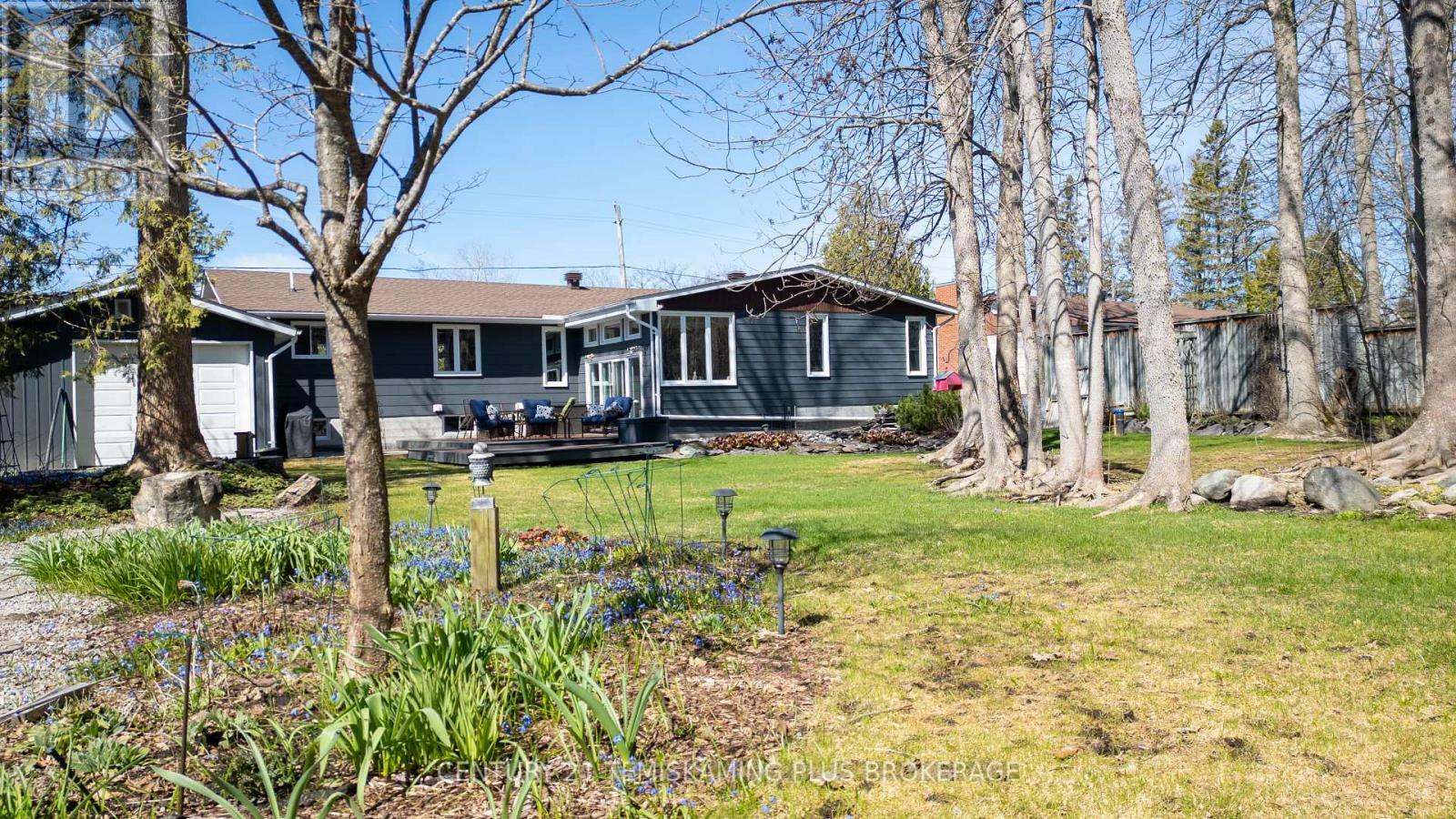 Property Photo: 742411 Dawson Point Road ON P0J 1P0