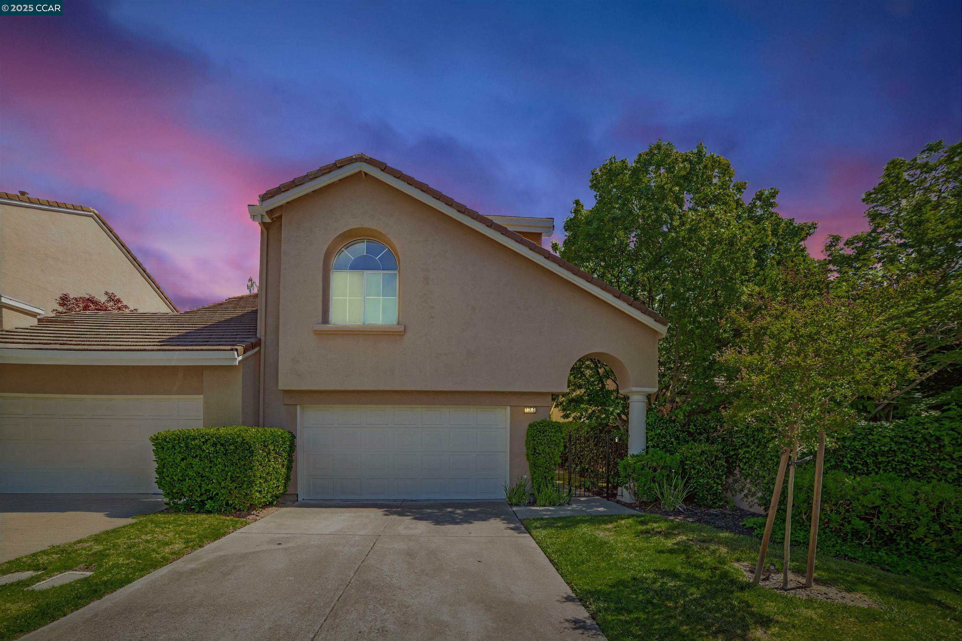 Property Photo: 1364 Canyon Side Ave CA 94582