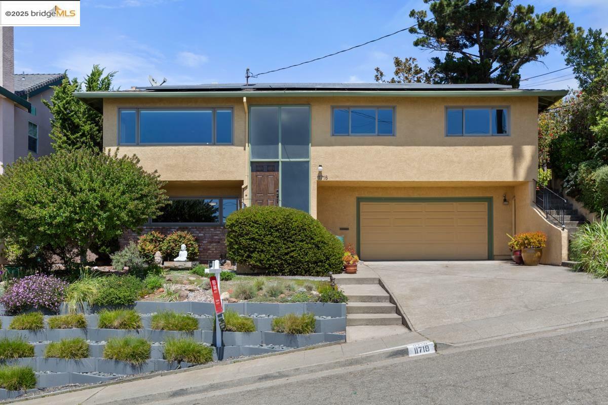 11718 Cranford Way  Oakland CA 94605 photo