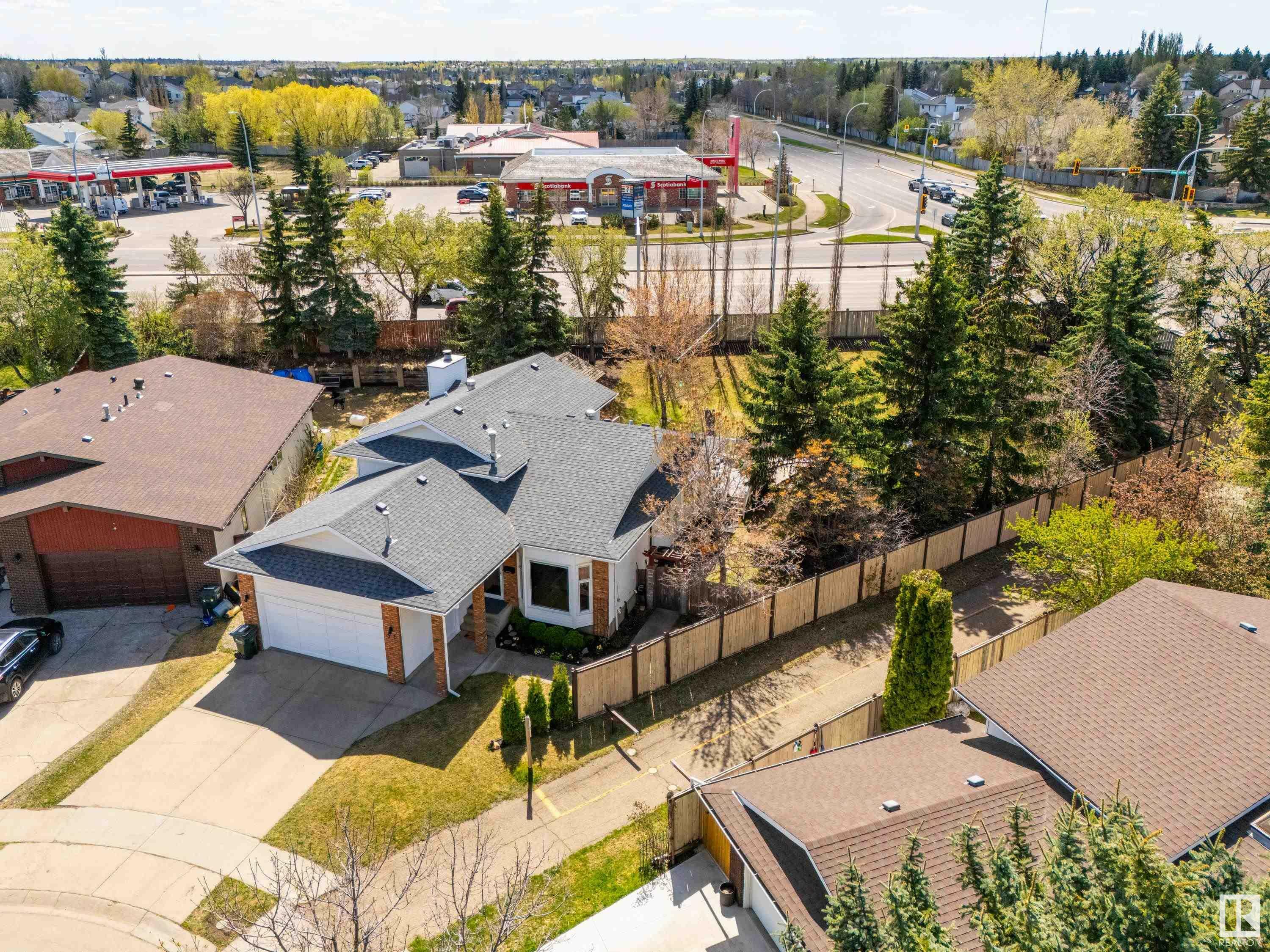 Photo de la propriété: 36 Greenbriar Crescent AB T8H 1H7